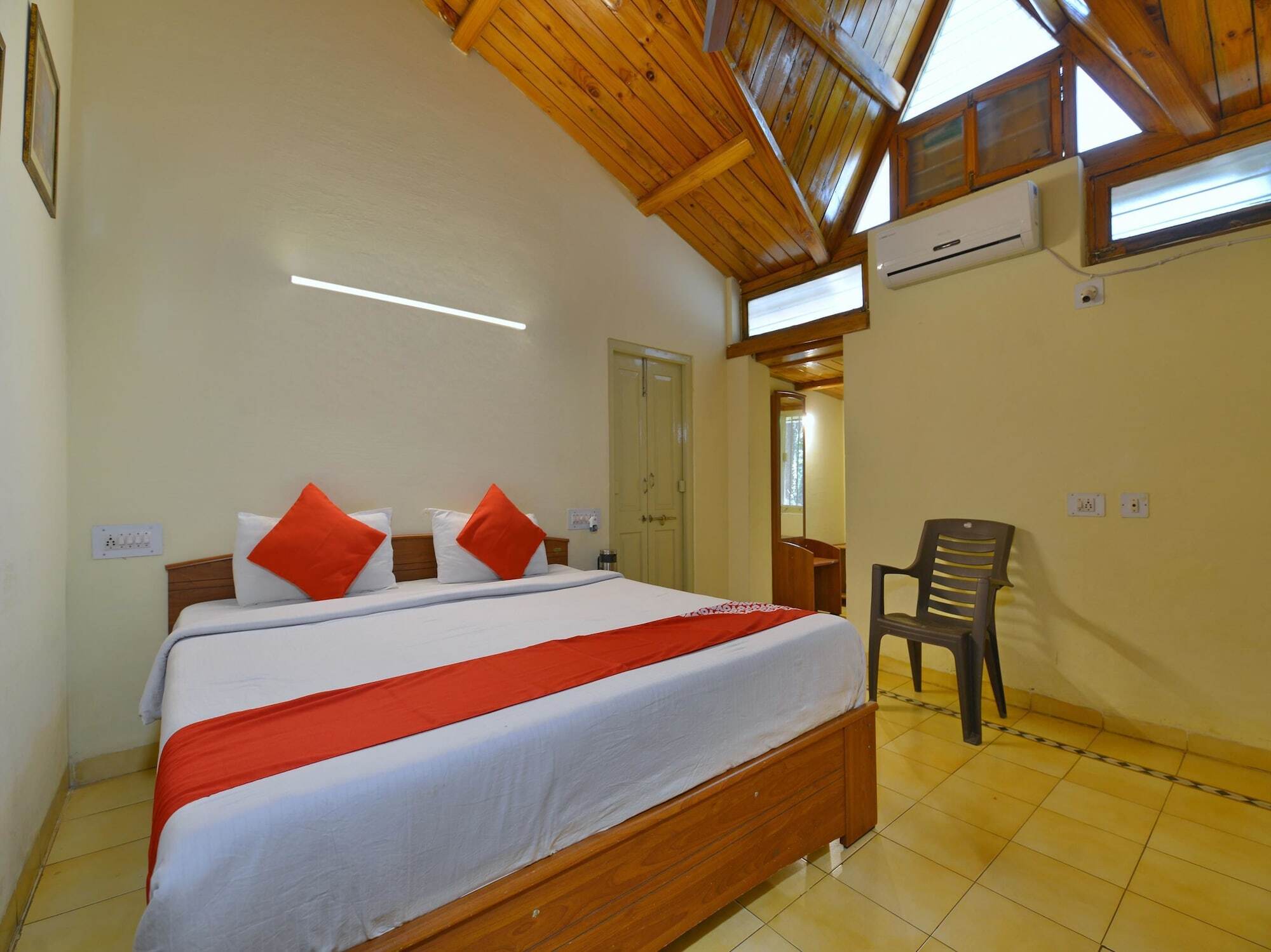 Hotel Oyo 12402 Mushkil Aasan à Mount Âbû Extérieur photo