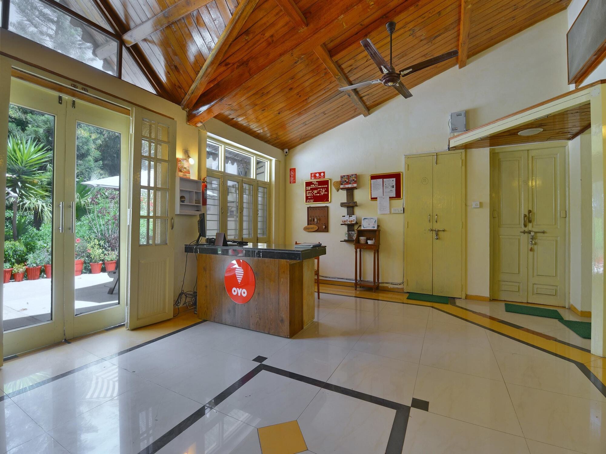 Hotel Oyo 12402 Mushkil Aasan à Mount Âbû Extérieur photo
